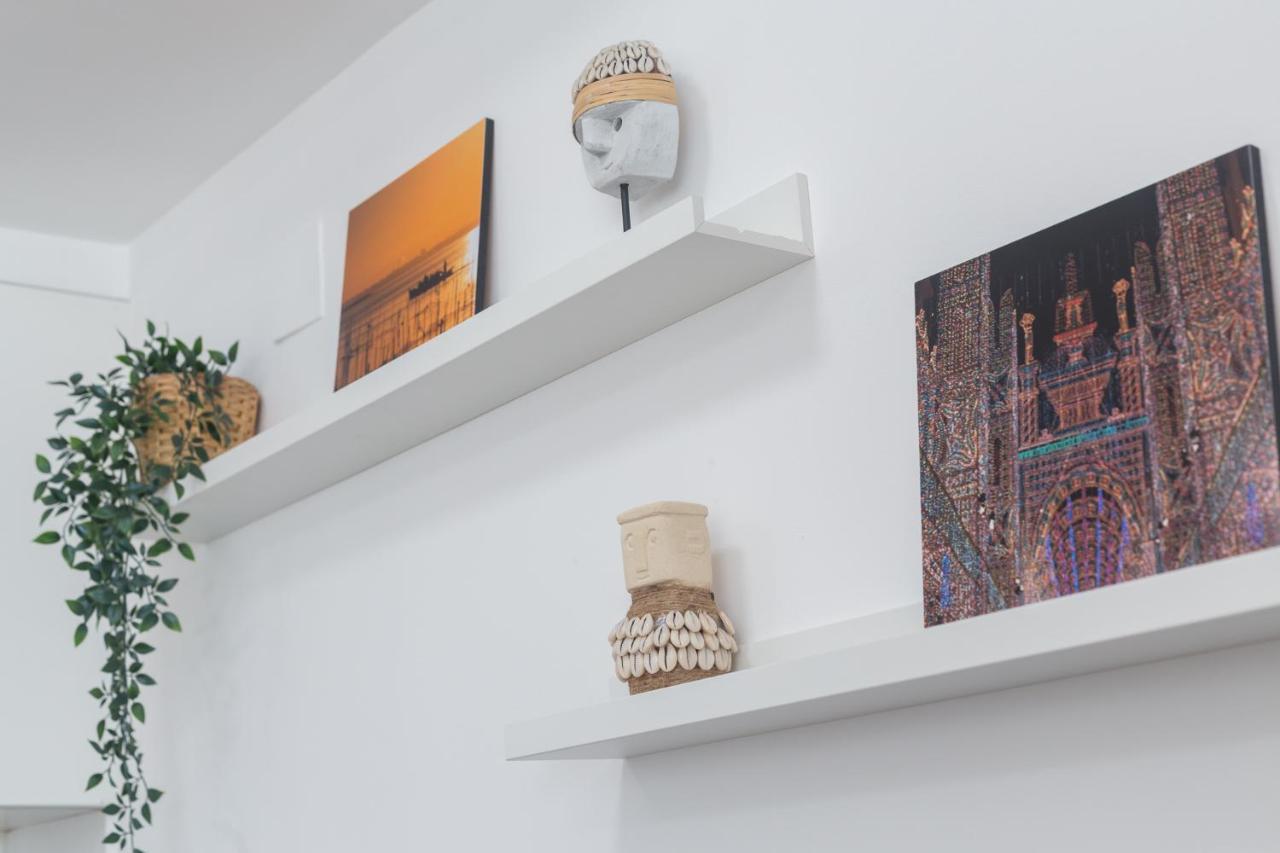 شقة Piso Familiar Cerca Del Centro, Ac Y Wifi Gratis فالنسيا المظهر الخارجي الصورة
