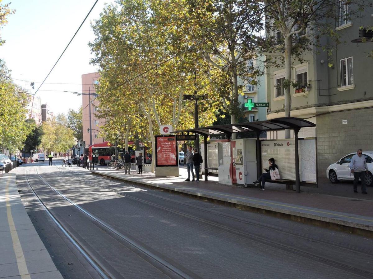 شقة Piso Familiar Cerca Del Centro, Ac Y Wifi Gratis فالنسيا المظهر الخارجي الصورة