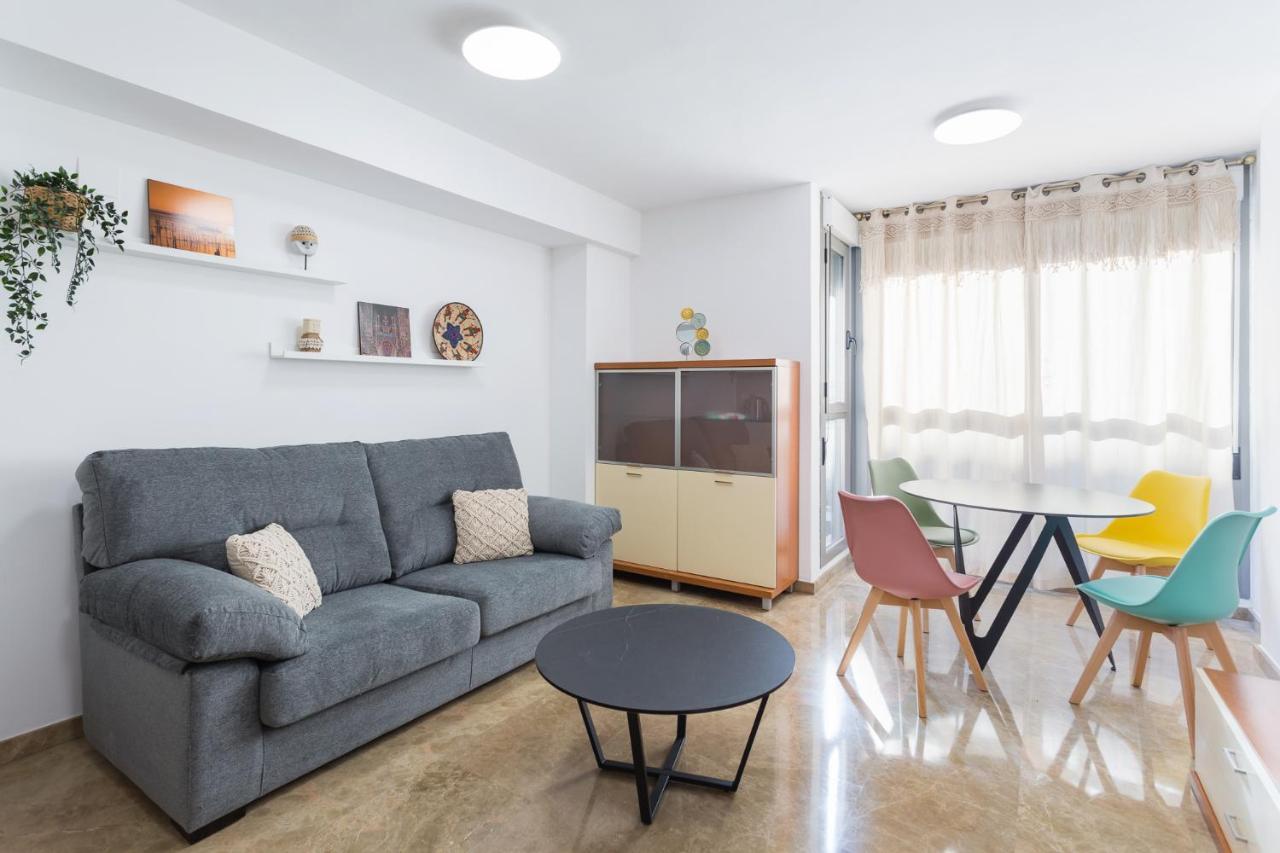 شقة Piso Familiar Cerca Del Centro, Ac Y Wifi Gratis فالنسيا المظهر الخارجي الصورة